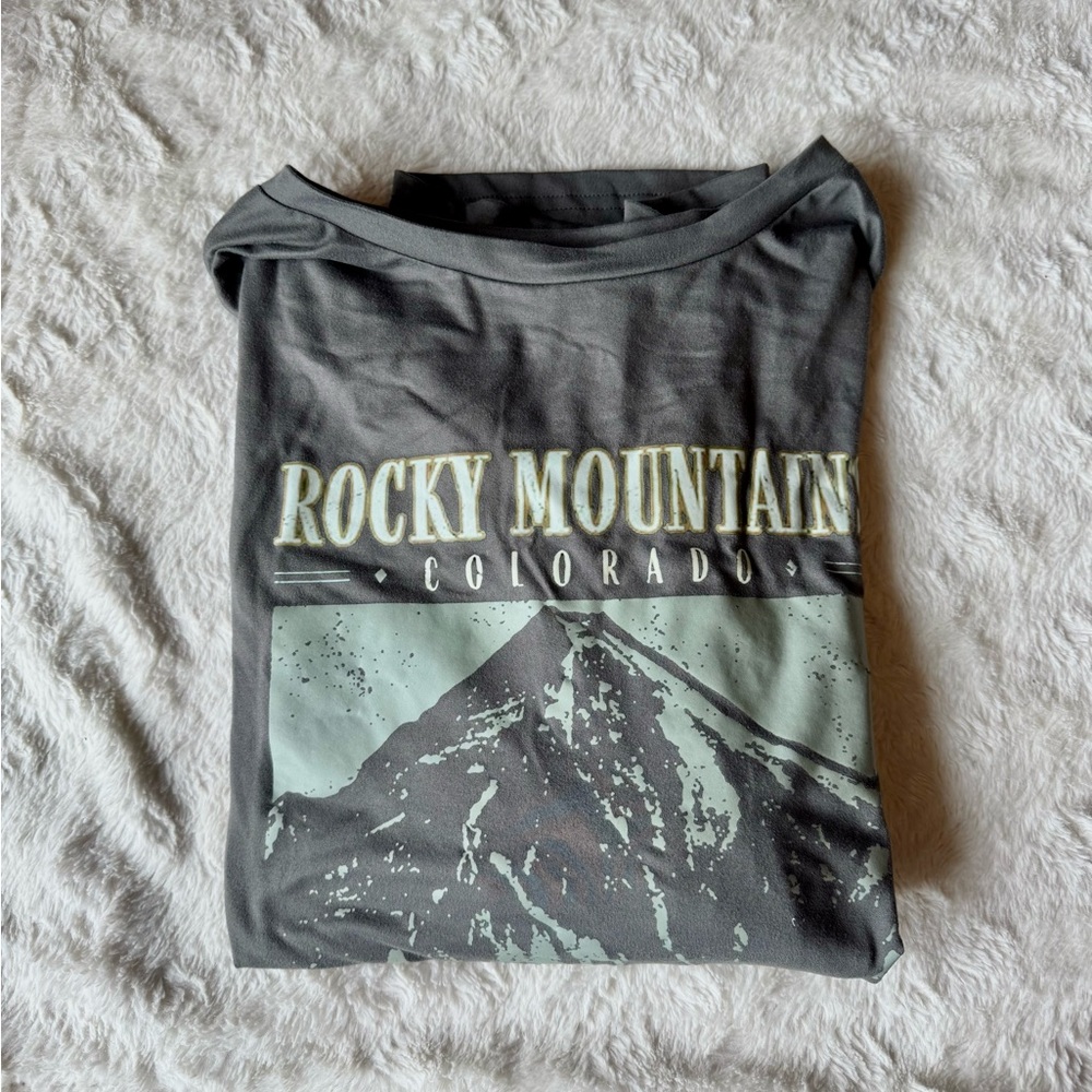 Rocky Mountain Graphic T-Shirt